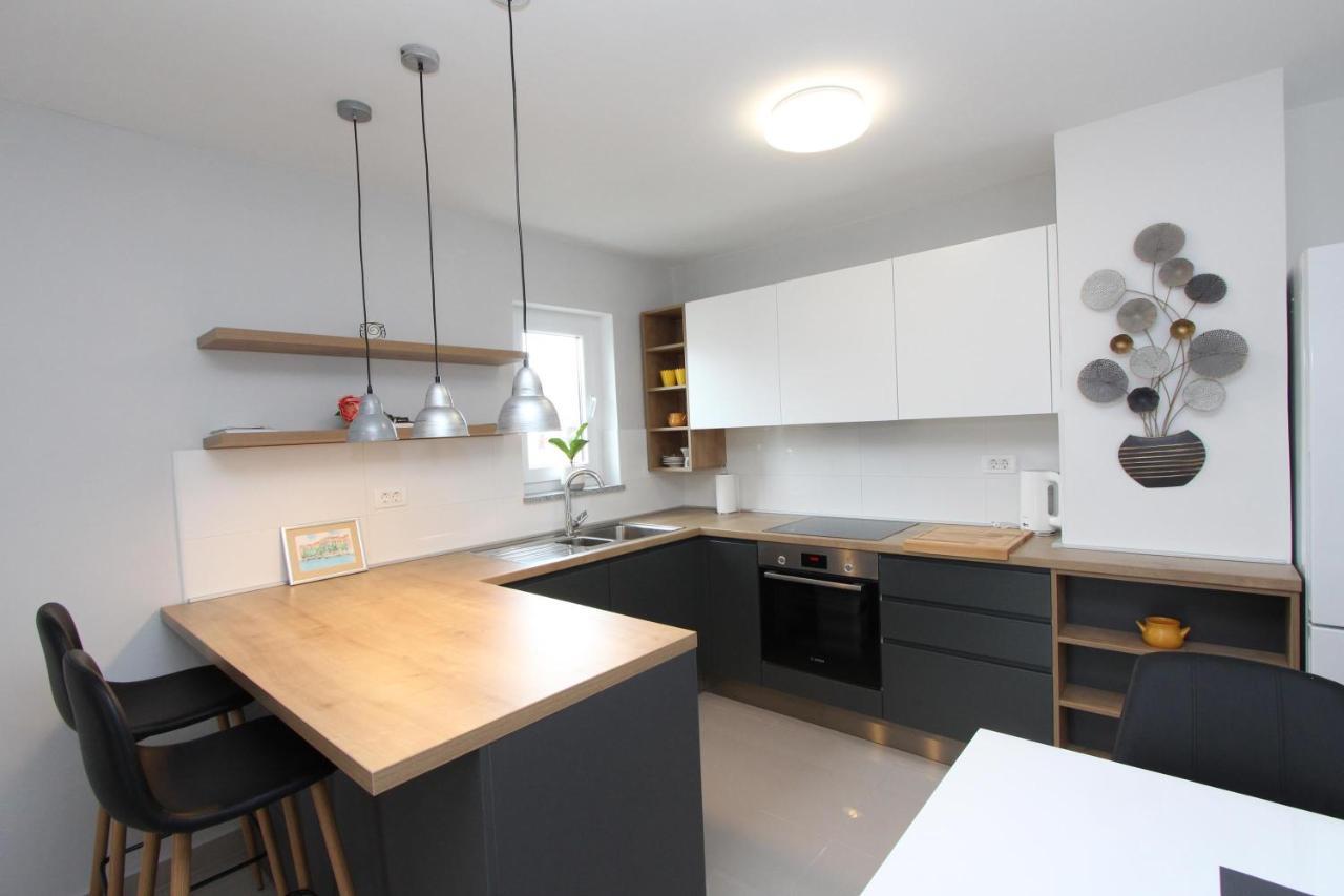 Apartment Sorriso 2 Ровин Екстериор снимка